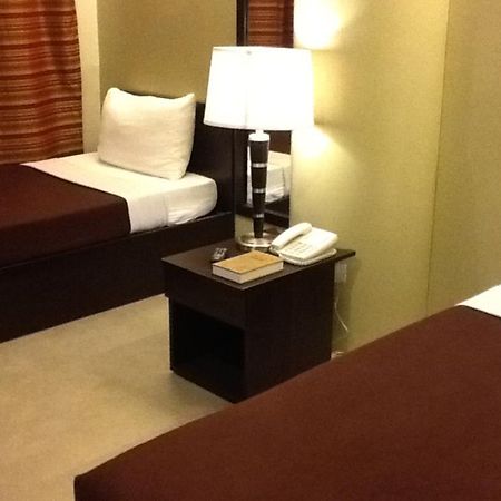 One Hive Hotel And Suites Surigao Εξωτερικό φωτογραφία